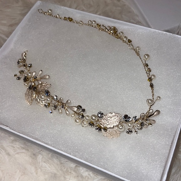 Bridal Hair Vine Accessory - Picture 1 of 4